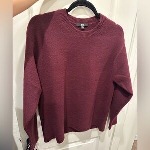 Uniqlo Maroon Knit Pullover